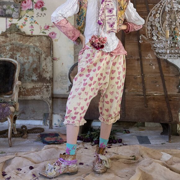 Magnolia Pearl Printed Cali Sweat Shorts, Ever Hearts OS - Picture 1 of 6